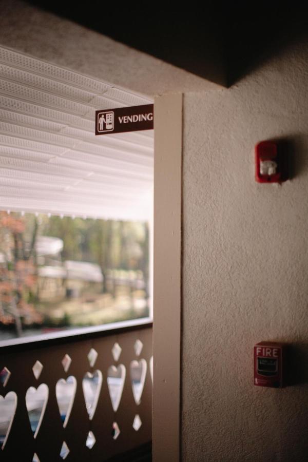 Riverbend Motel & Cabins Helen Exteriér fotografie