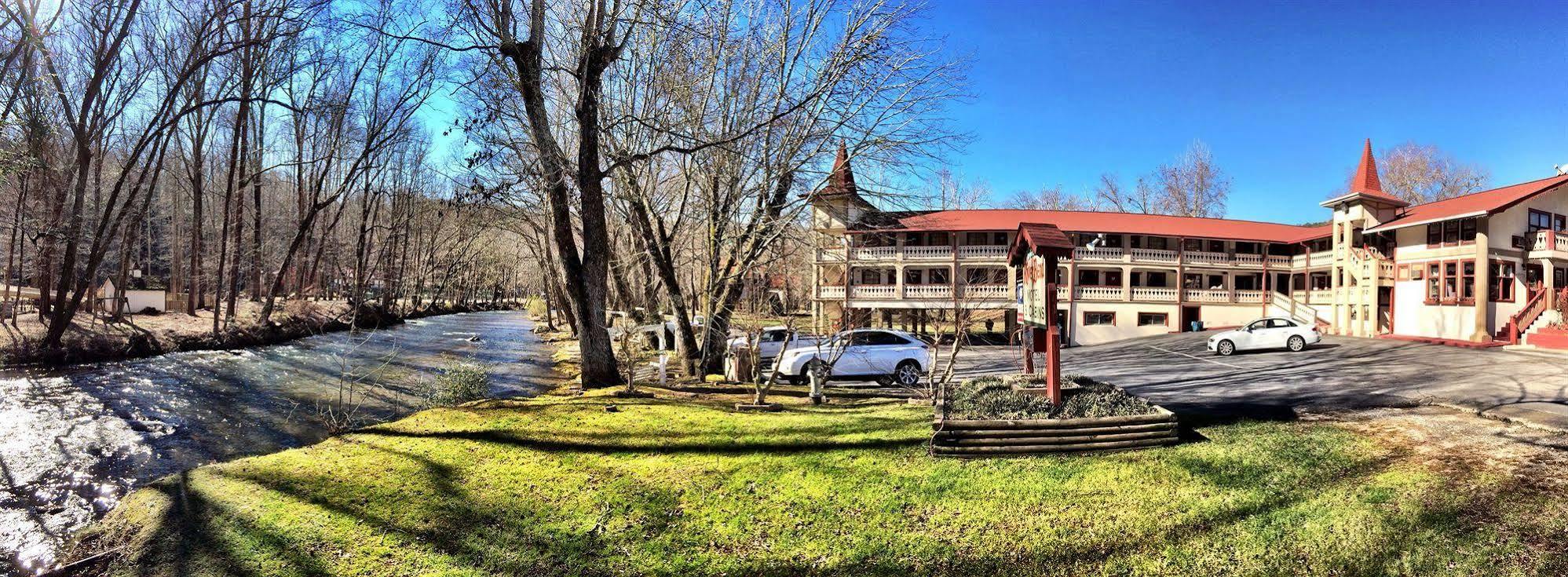 Riverbend Motel & Cabins Helen Exteriér fotografie